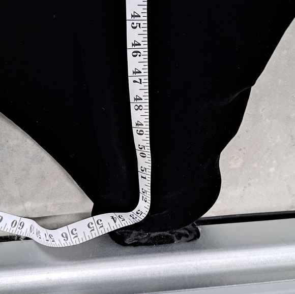 Black Velvet-ish Cape One Size - Picture 11 of 16